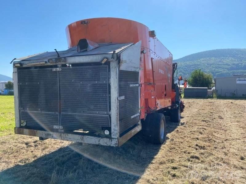 Kuhn SPW 25 Miešačky krmív