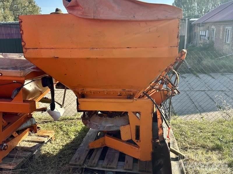 Rauch SA 601 Posýpače soli a piesku