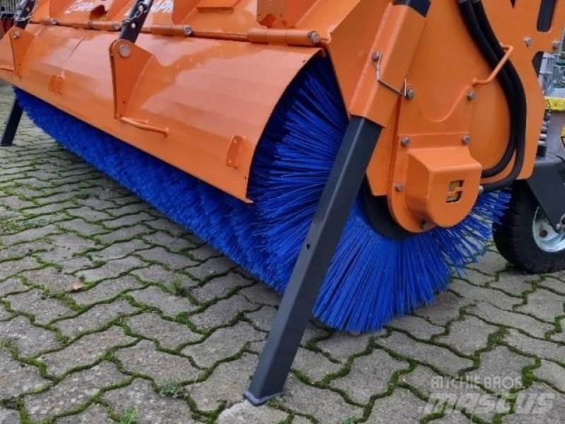 Saphir SKM 28 Zametacie stroje