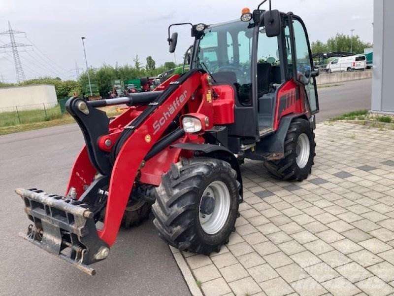Schäffer Z4670 Šmykom riadené nakladače