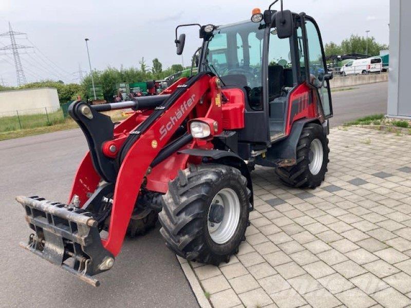 Schäffer Z4670 Šmykom riadené nakladače