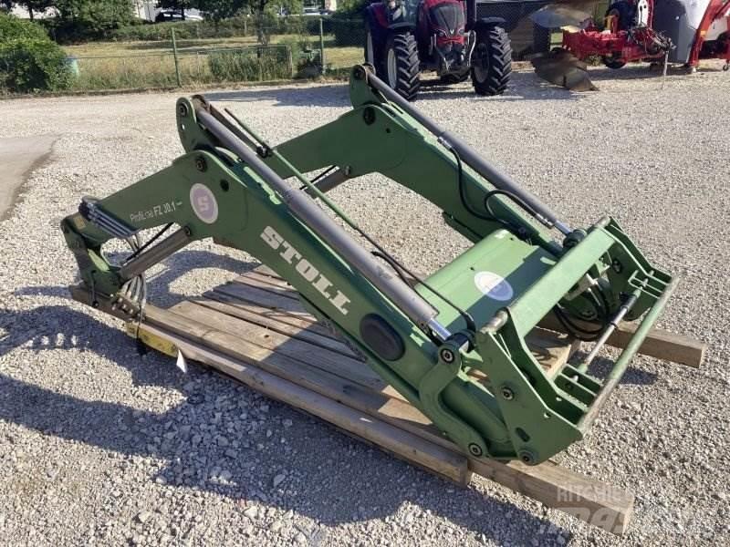 Stoll FZ 30.1 Čelné nakladače a rýpadlá