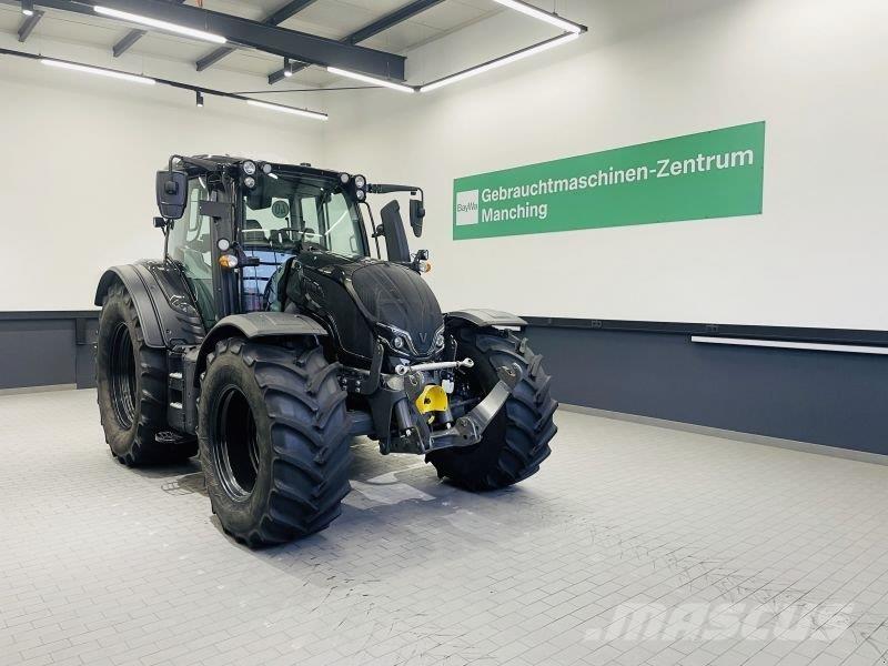 Valtra N175V Traktory
