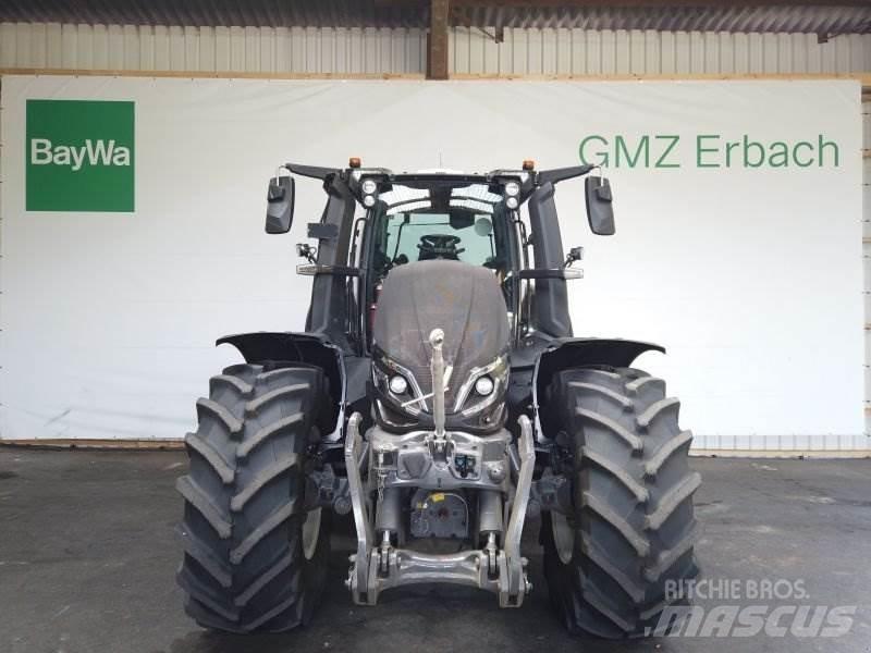 Valtra Q 285 Traktory