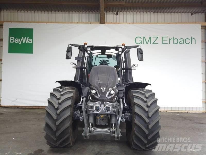 Valtra Q305 Traktory