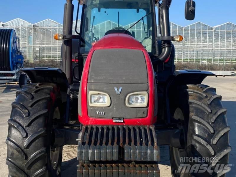 Valtra T153 H Traktory
