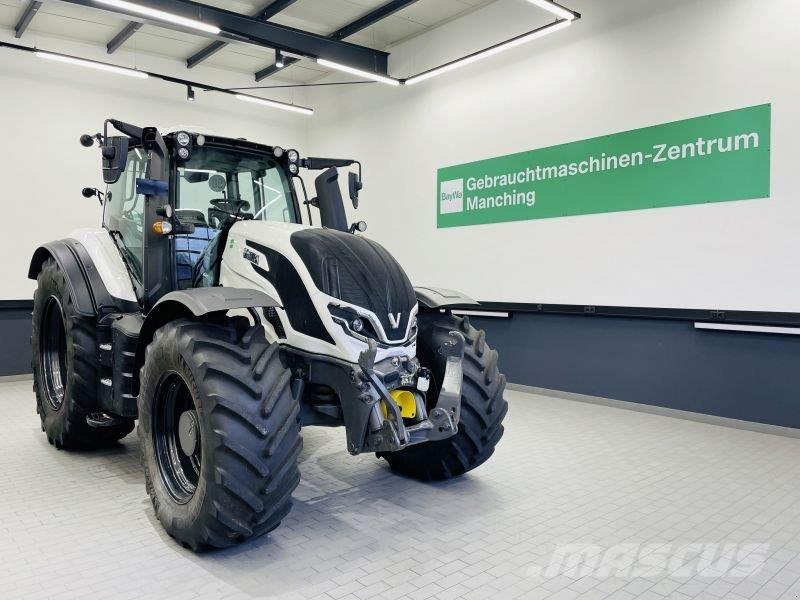Valtra T235D Traktory