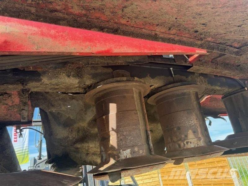 Vicon CM 295F Žacie stroje