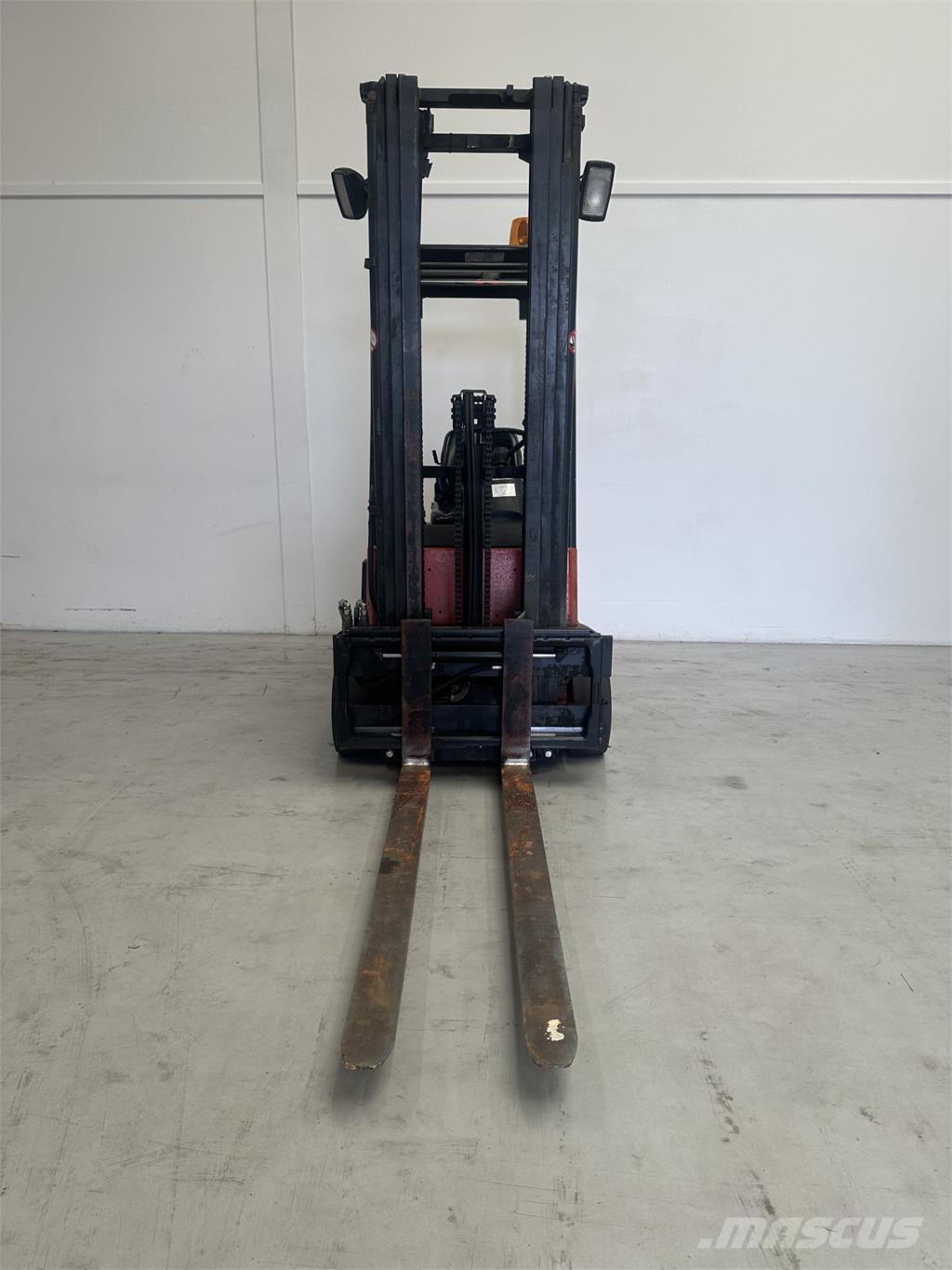 Linde E 15 Akumulátorové vozíky