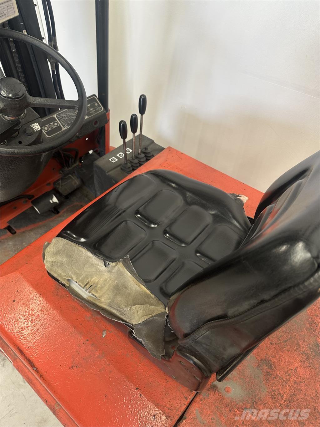 Linde E 15 Akumulátorové vozíky