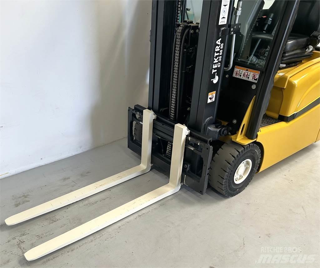 Yale ERP16VT (SWB) Akumulátorové vozíky