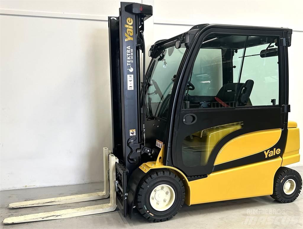Yale ERP30VL (LWB) Akumulátorové vozíky
