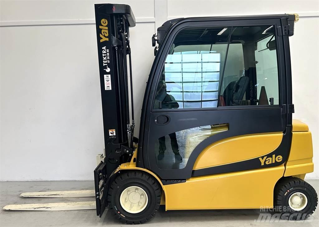 Yale ERP30VL (LWB) Akumulátorové vozíky