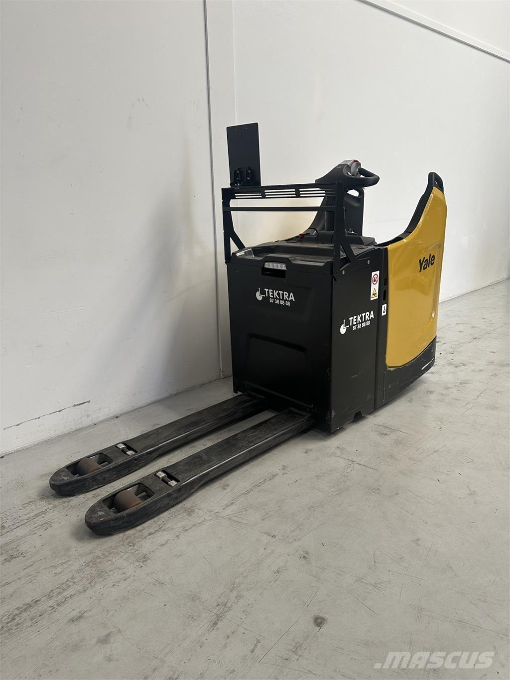 Yale MP20X-E843 Nízkozdvižný vozík s plošinou