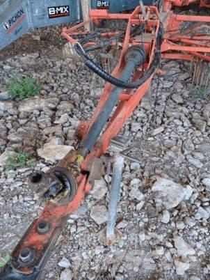 Kuhn GA 7932 Riadkovače