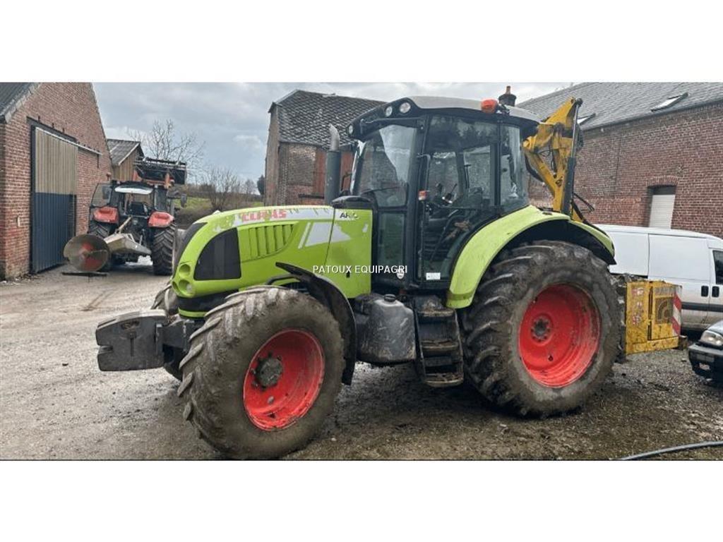 CLAAS ARION 610 Traktory