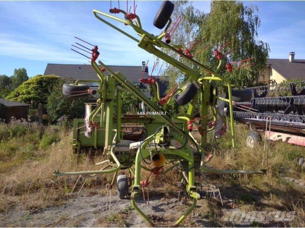 CLAAS VOLTO 770 Obracače a zhrabovače sena