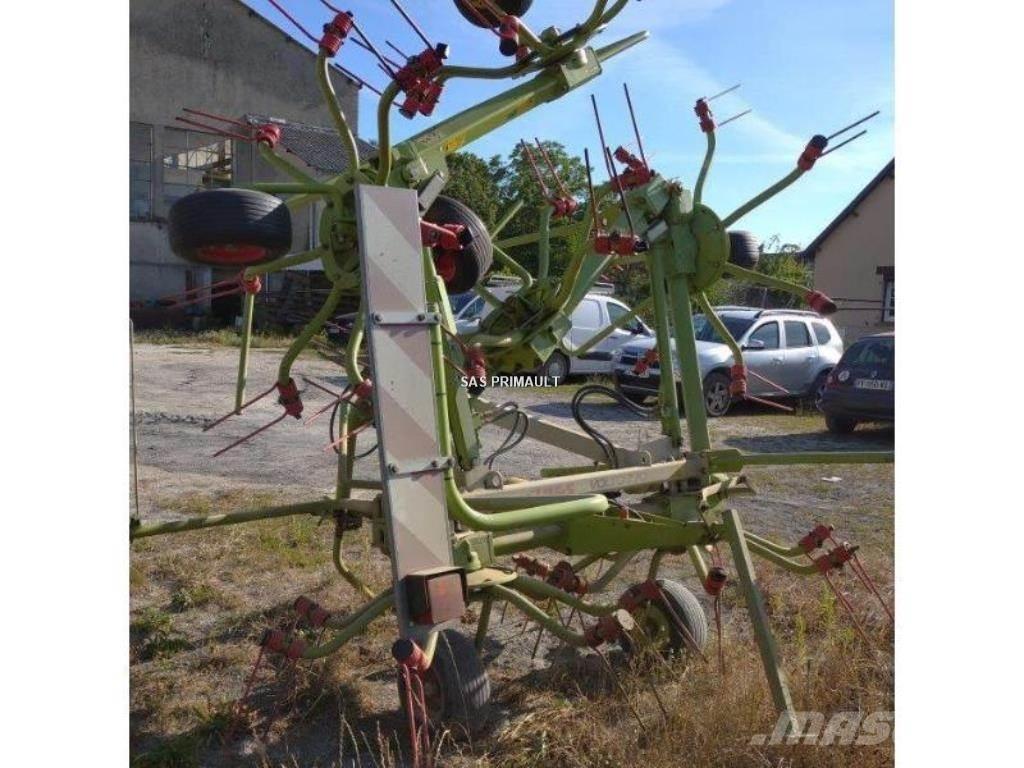 CLAAS VOLTO 770 Obracače a zhrabovače sena