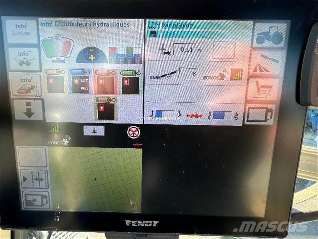 Fendt 826 VARIO Traktory