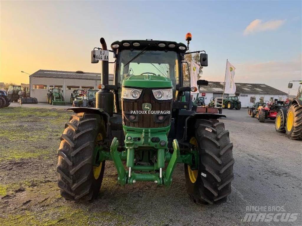 John Deere 6155R Traktory