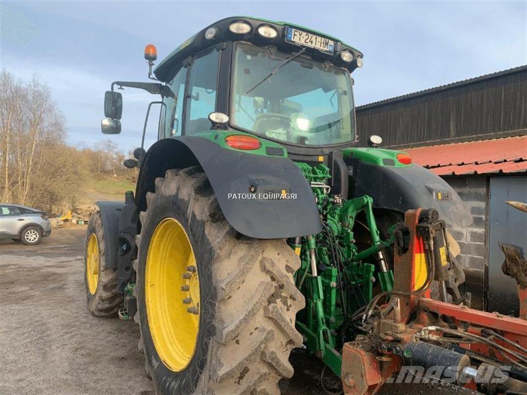 John Deere 6175R Traktory