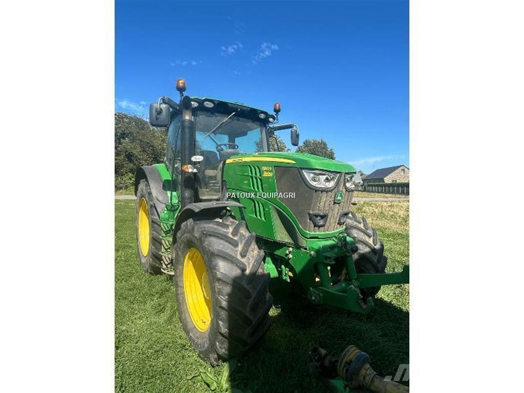 John Deere 6190R Traktory