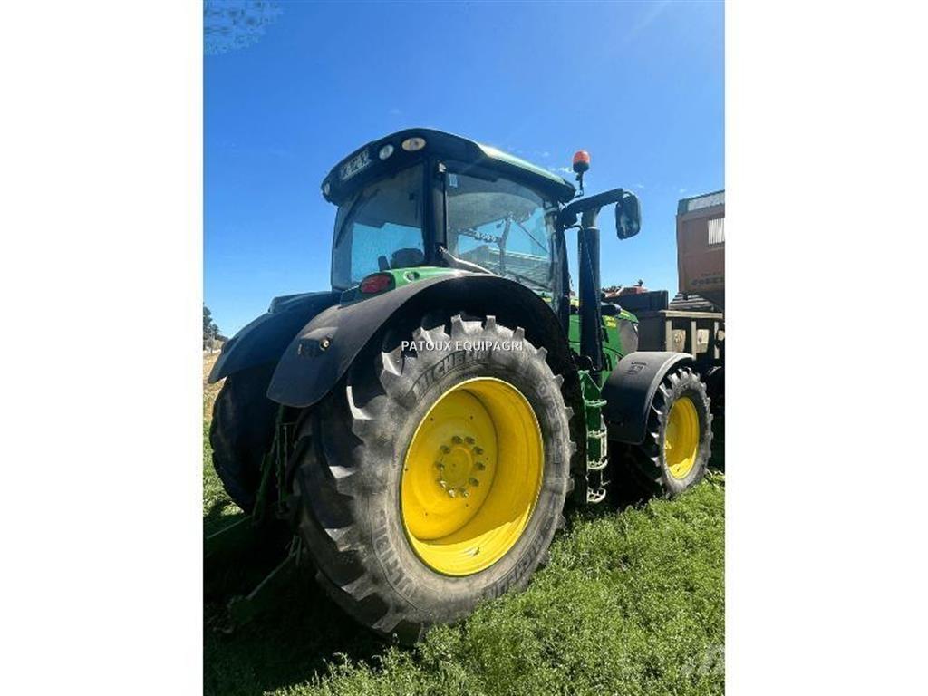 John Deere 6190R Traktory