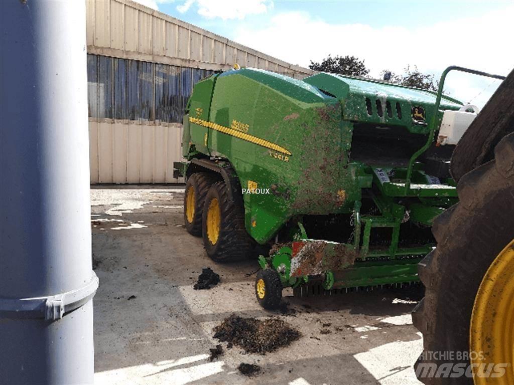 John Deere C441R Ovíjačky