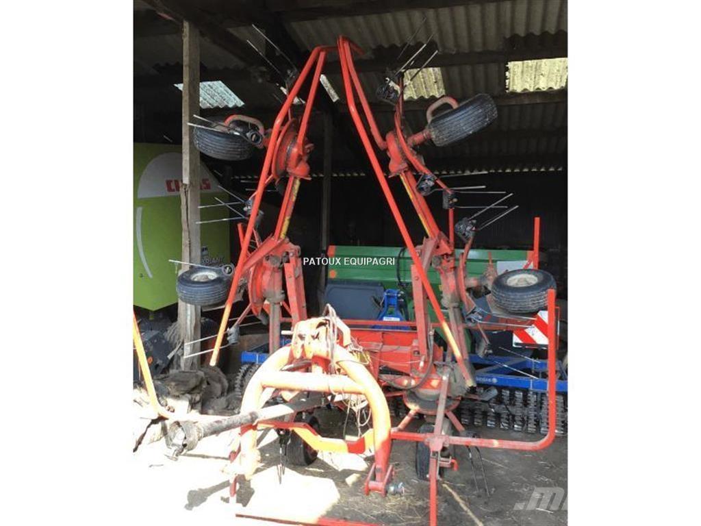 Kuhn GF5801 Obracače a zhrabovače sena