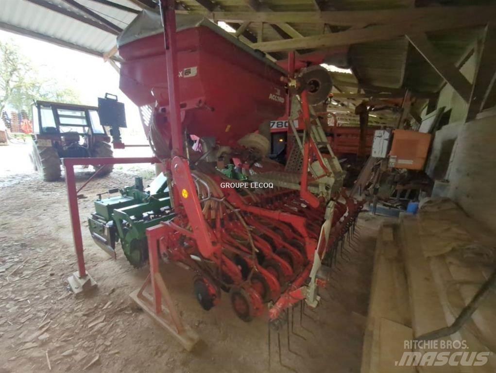 Kverneland 3M Kombinované sejačky
