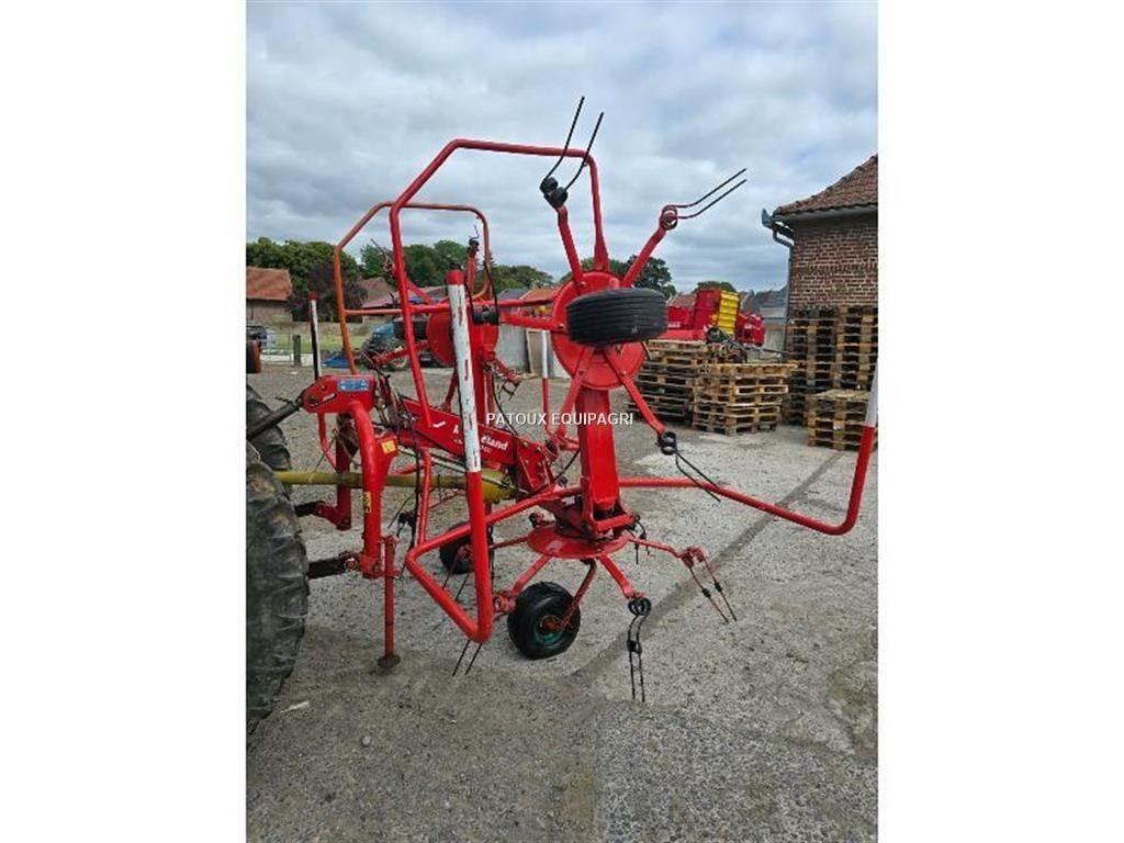 Kverneland 8046 Obracače a zhrabovače sena