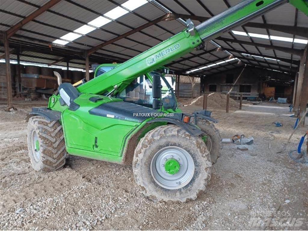 Merlo 35.7 CS 115 Teleskopické nakladače pre poľnohospodárstvo