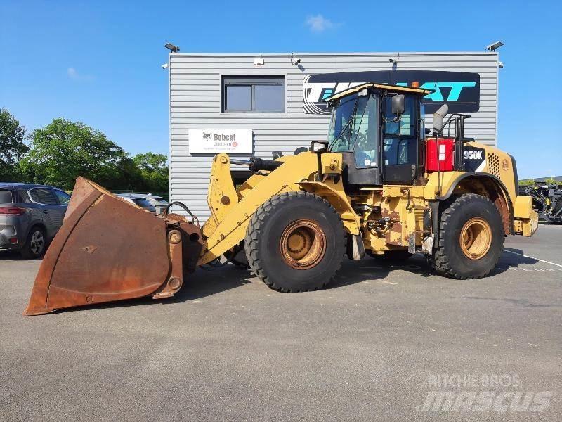CAT 950K Kolesové nakladače