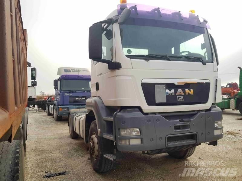 MAN 09 TGS 18.400 4X4 Ťahače