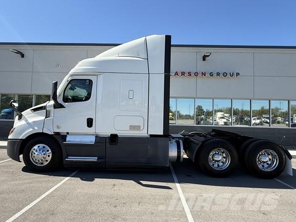 Freightliner CASCADIA 116 Ťahače
