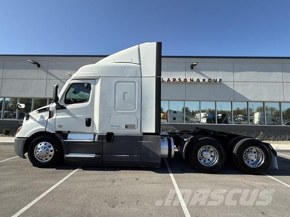 Freightliner CASCADIA 116 Ťahače