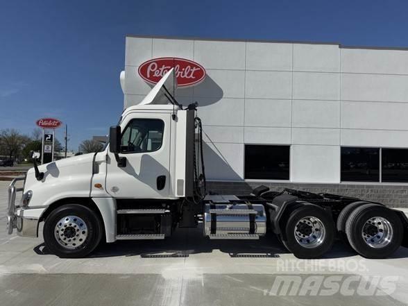 Freightliner CASCADIA 125 Ťahače