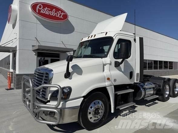 Freightliner CASCADIA 125 Ťahače