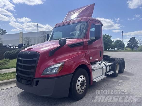 Freightliner CASCADIA 126 Ťahače