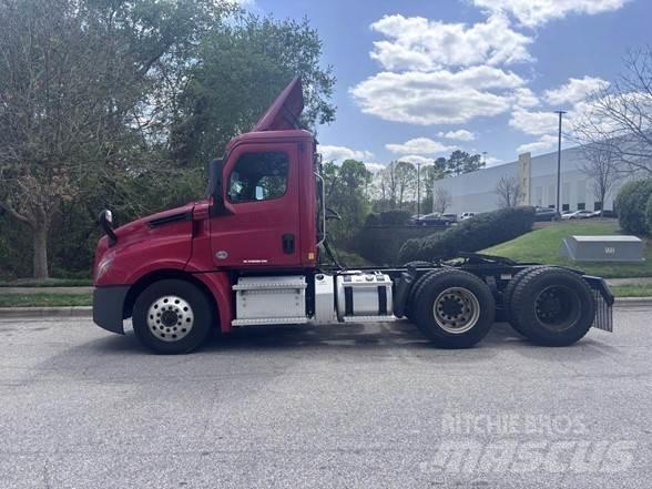 Freightliner CASCADIA 126 Ťahače