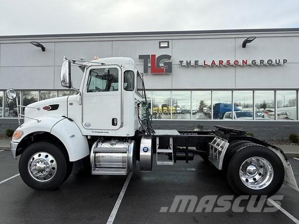 Peterbilt 337 Ťahače