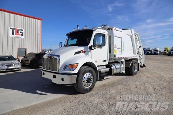 Peterbilt 536 Smetiarske vozidlá