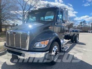 Peterbilt 536 Nákladné vozidlá bez nadstavby