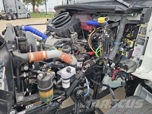 Peterbilt 536 Stavebníctvo - ostatné