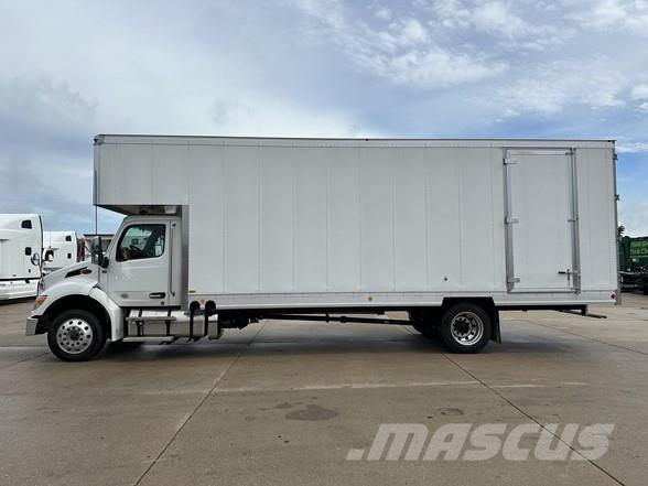 Peterbilt 536 Skriňová nadstavba