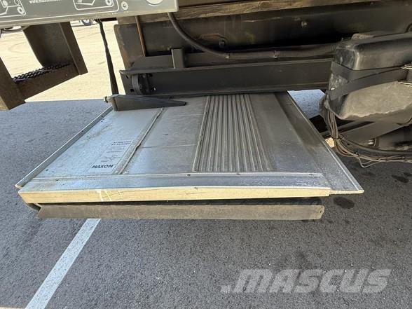 Peterbilt 537 Skriňová nadstavba