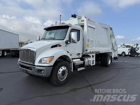 Peterbilt 537 Smetiarske vozidlá