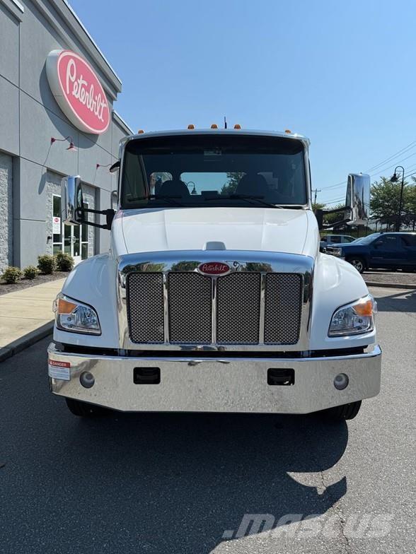 Peterbilt 537 Stavebníctvo - ostatné