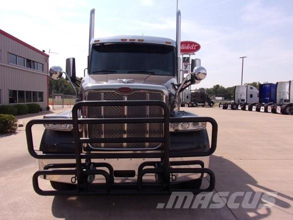 Peterbilt 567 Ťahače