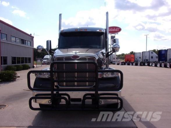 Peterbilt 567 Ťahače